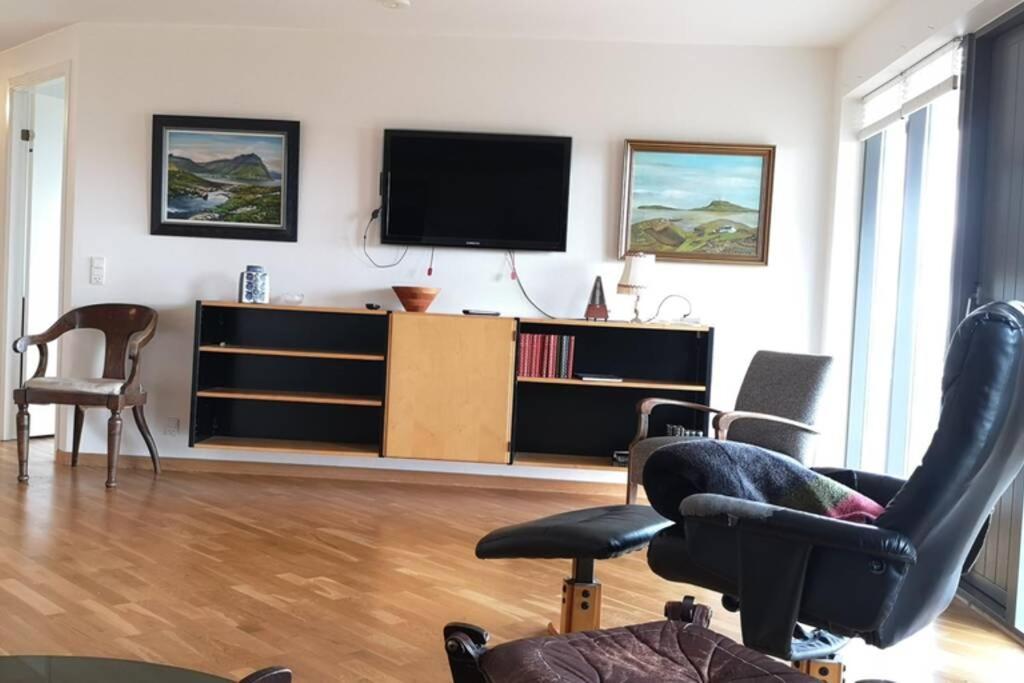 Large Apartment With Fabulous View Of トースハウン エクステリア 写真