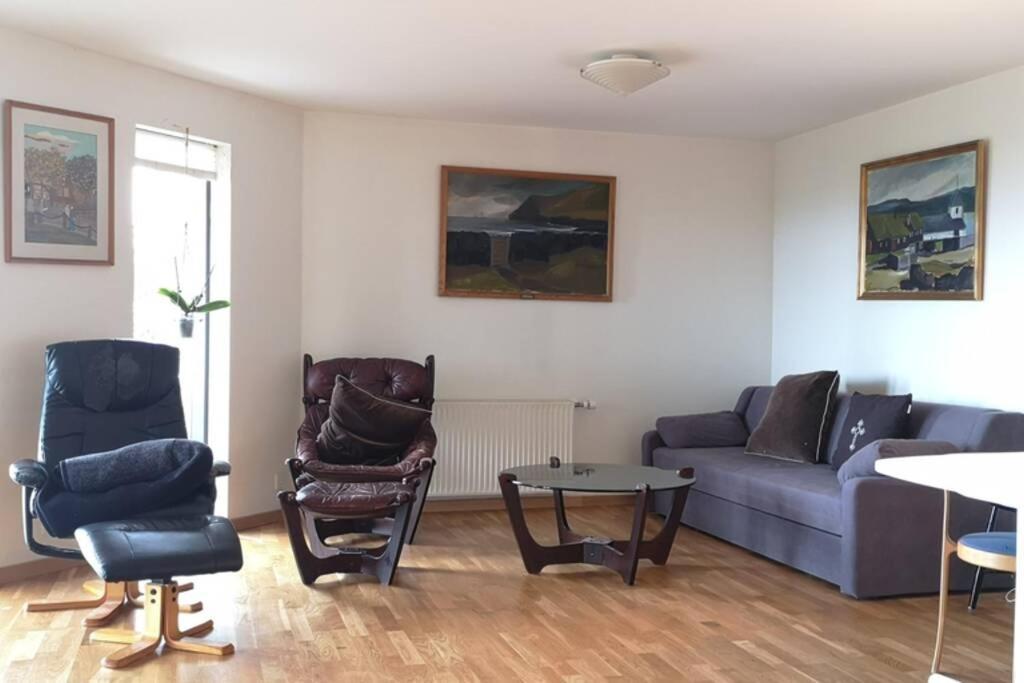 Large Apartment With Fabulous View Of トースハウン エクステリア 写真